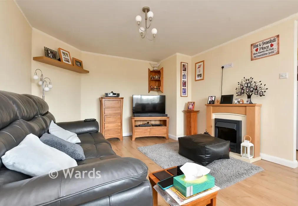 Lounge - Reach Close, St Margarets-At-Cliffe, Dover, Kent - Wards of Kent