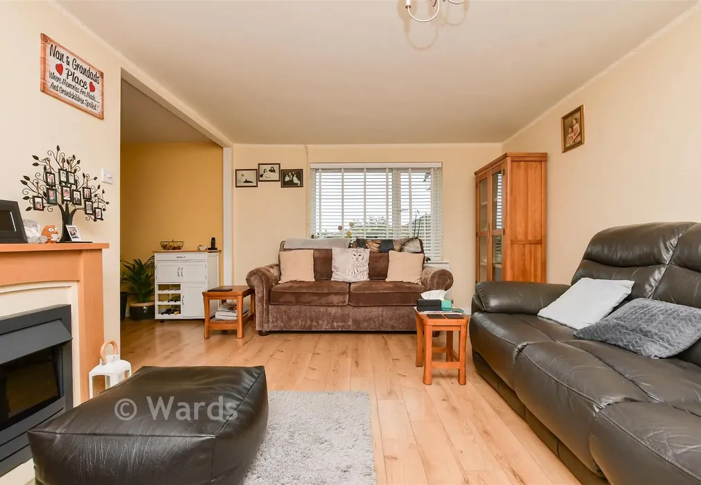 Lounge - Reach Close, St Margarets-At-Cliffe, Dover, Kent - Wards of Kent