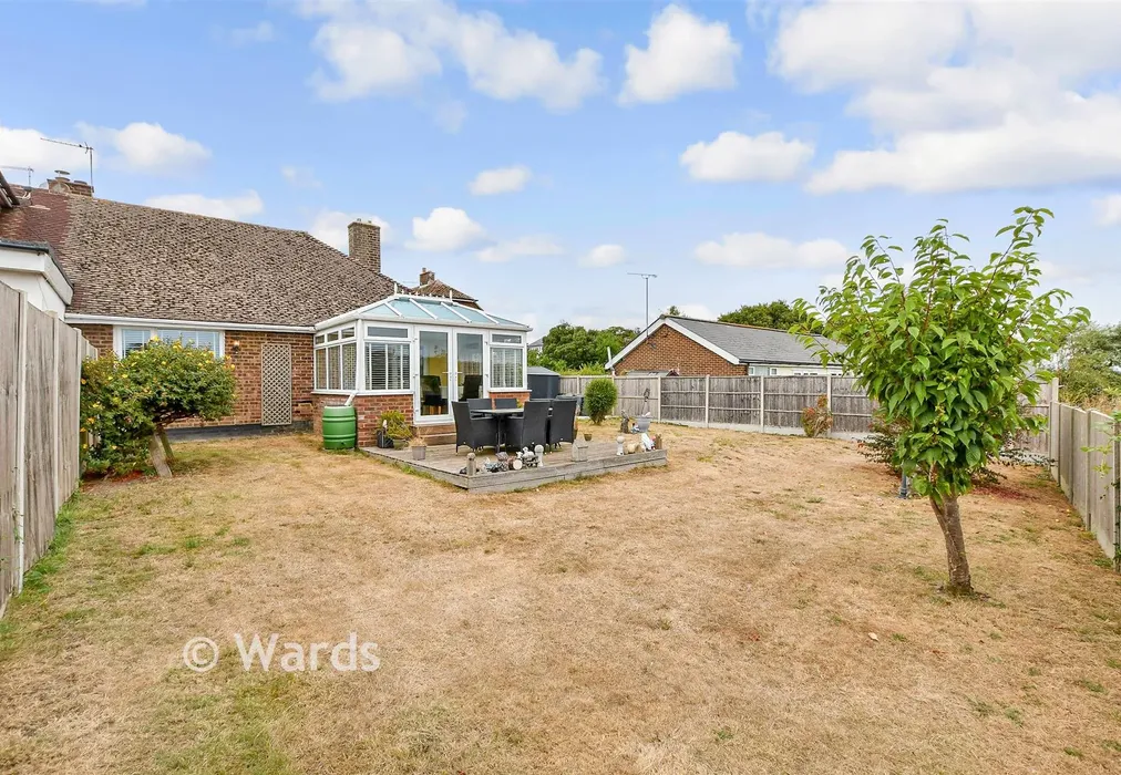 Rear Garden - Reach Close, St Margarets-At-Cliffe, Dover, Kent - Wards of Kent