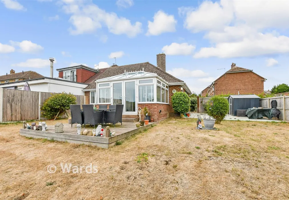 Rear Garden - Reach Close, St Margarets-At-Cliffe, Dover, Kent - Wards of Kent