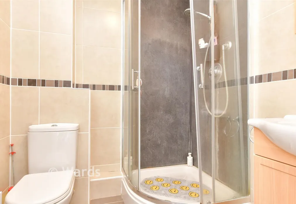 Shower Room - Abinger Drive, Lords Wood, Chatham, Kent - Wards of Kent
