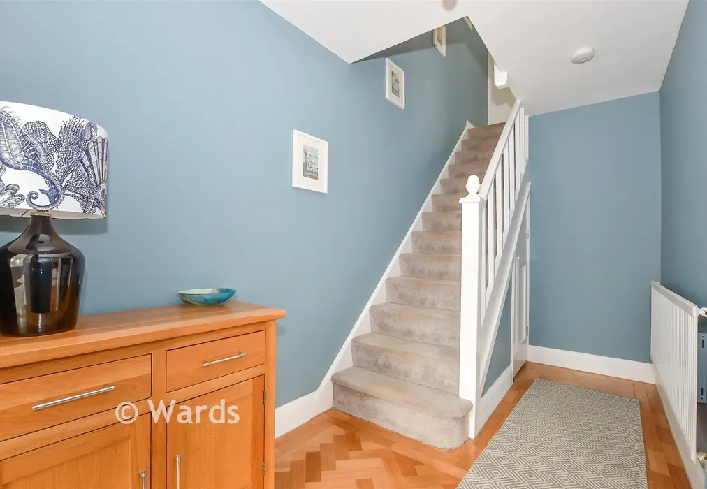 Internal Lifestyle Photograph - Barned Court, Maidstone, Barming, Kent - Wards of Kent