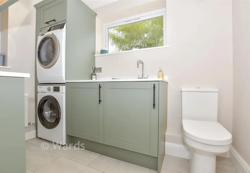 Utility Room - Barned Court, Maidstone, Barming, Kent - Wards of Kent