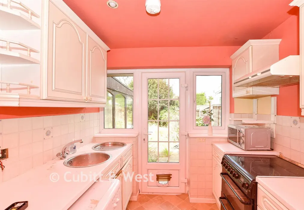 Kitchen - Northlands Avenue, Haywards Heath, West Sussex - Wards of Kent