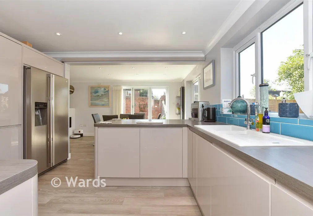 Kitchen - The Haven, Hythe, Kent - Wards of Kent