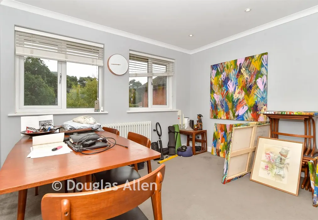 Lounge/Diner - Church Road, Buckhurst Hill, Essex - Wards of Kent