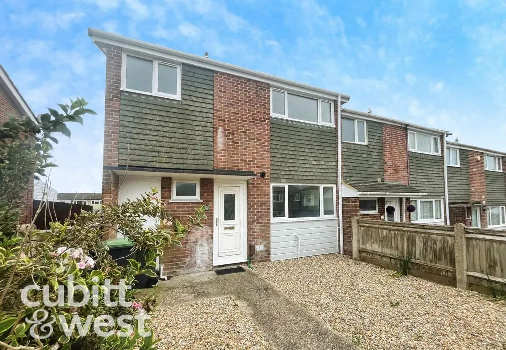  - Pyle Close Waterlooville PO8 - Wards of Kent