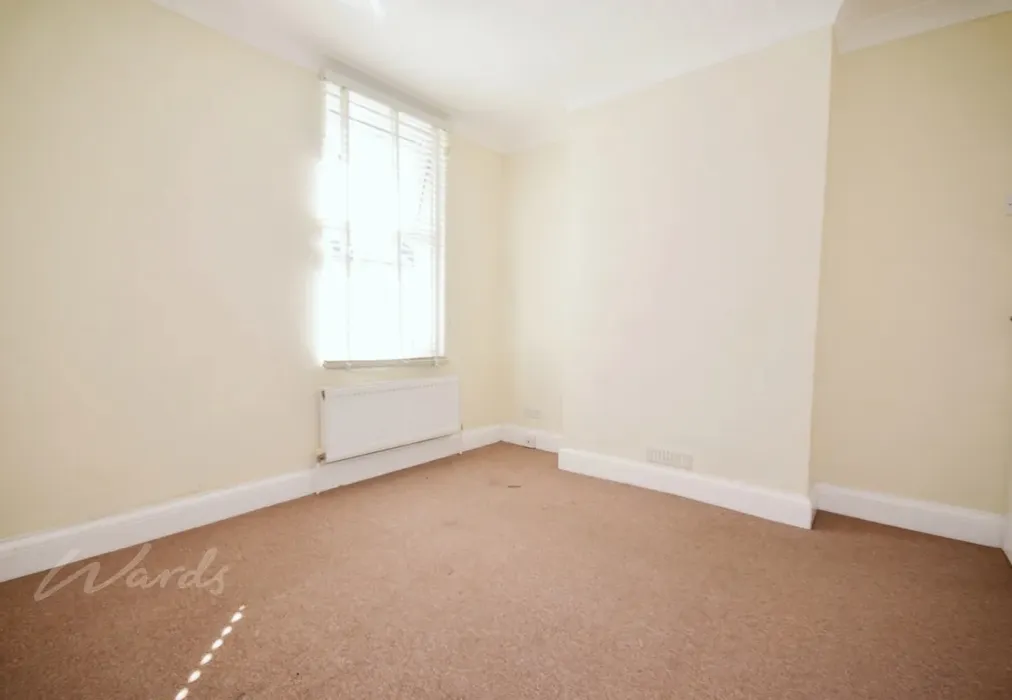 Bedroom 1 - Hamerton Road Northfleet DA11 - Wards of Kent