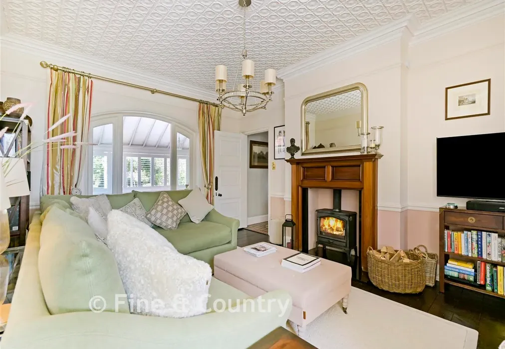 Sitting Room - Mill Road, Deal, Kent - Wards of Kent