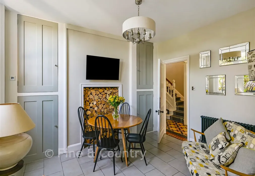 Breakfast Area - Mill Road, Deal, Kent - Wards of Kent