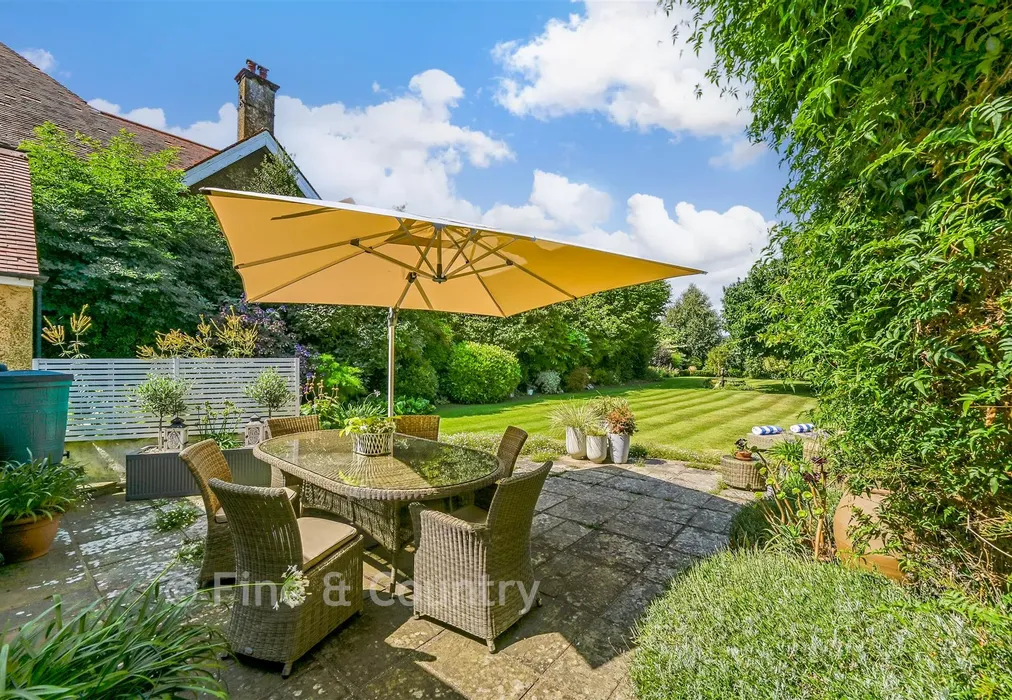 Rear Garden - Mill Road, Deal, Kent - Wards of Kent