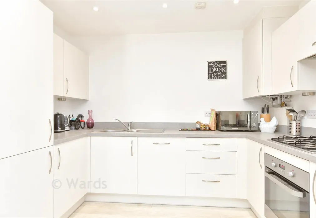 Kitchen - Newcomen Lane, Rochester, Kent - Wards of Kent