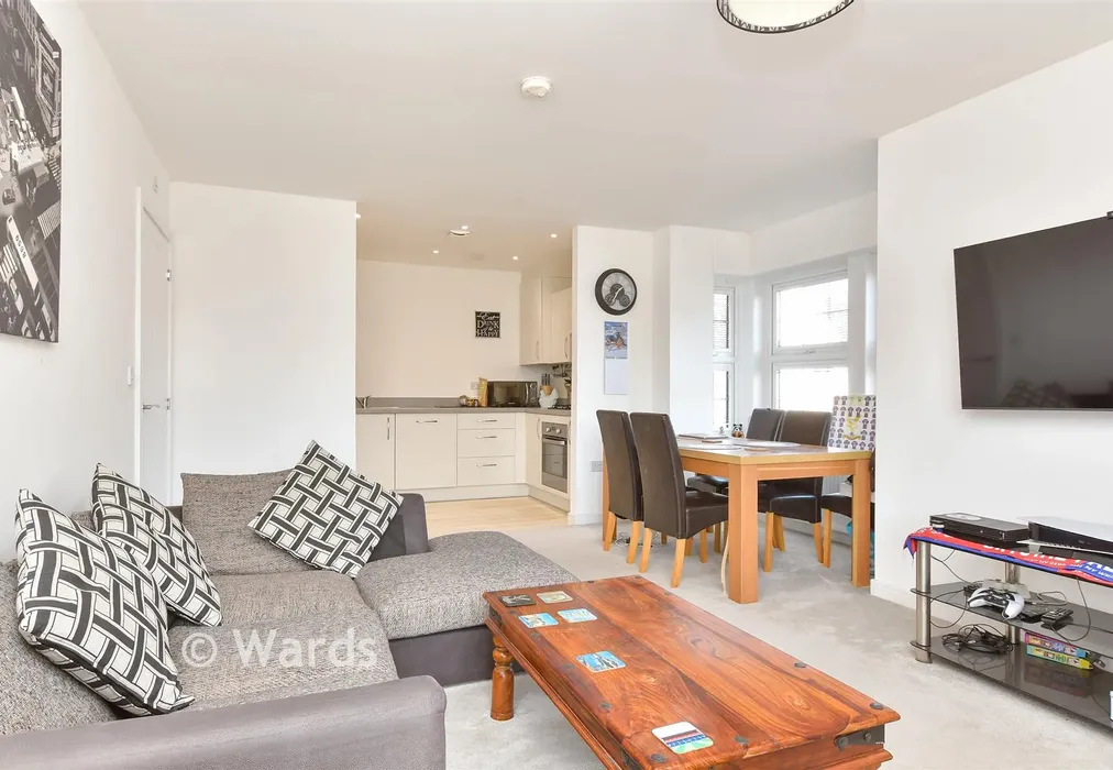 Lounge/ Dining Area - Newcomen Lane, Rochester, Kent - Wards of Kent