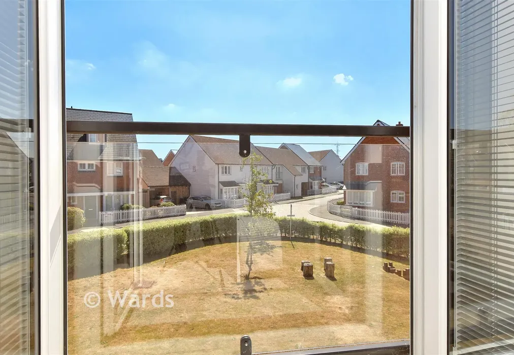 Internal Lifestyle Photograph - Newcomen Lane, Rochester, Kent - Wards of Kent