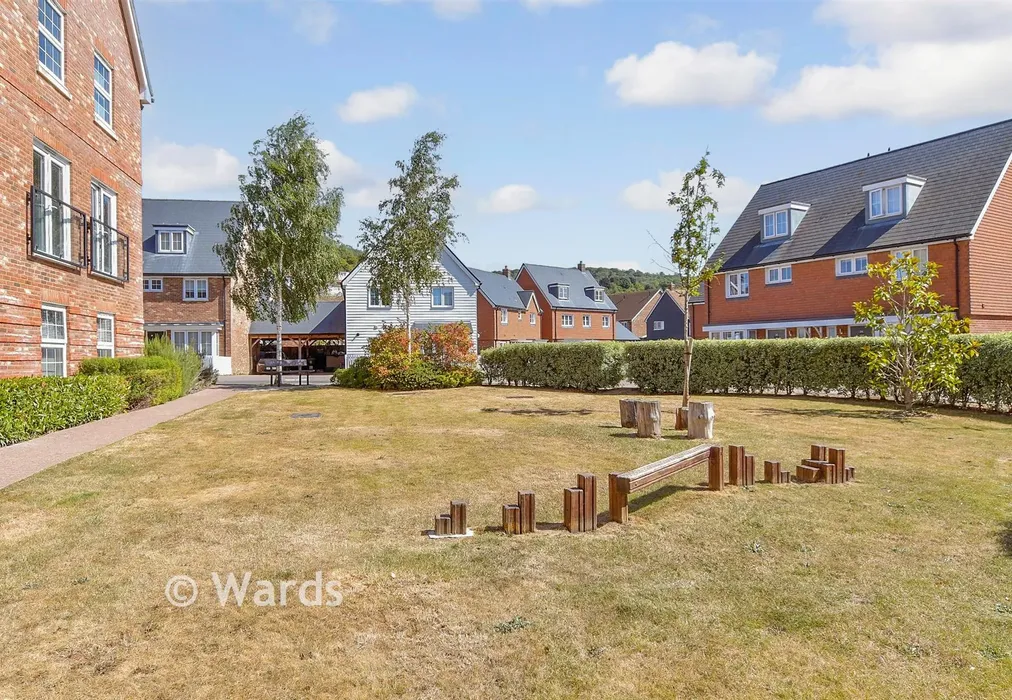 Communal Gardens - Newcomen Lane, Rochester, Kent - Wards of Kent
