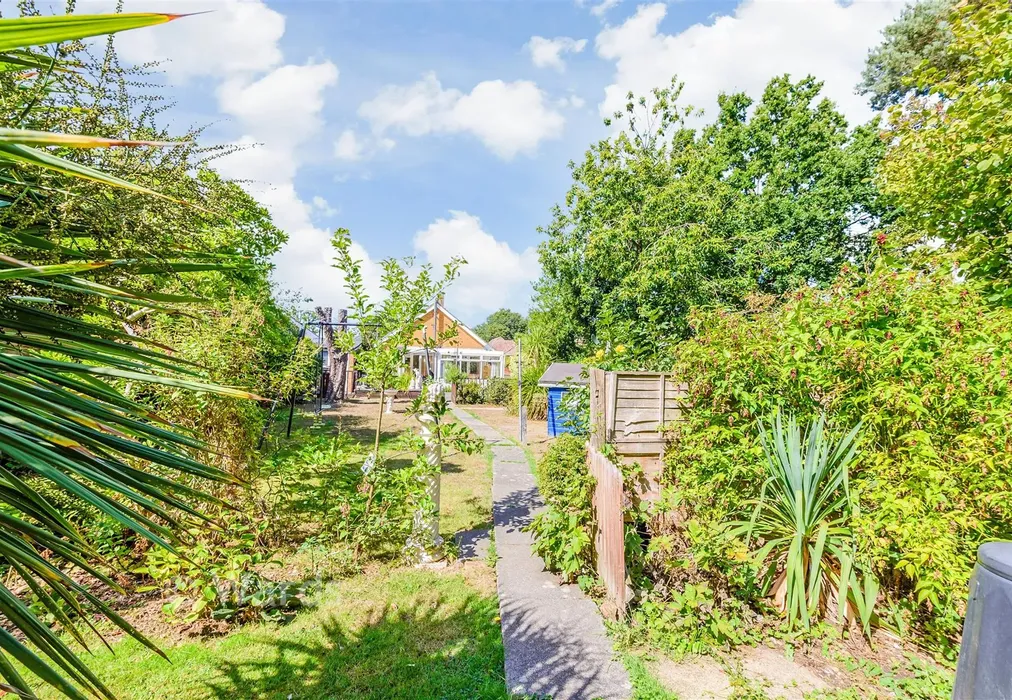 Rear Garden - King George Road, Walderslade, Chatham, Kent - Wards of Kent
