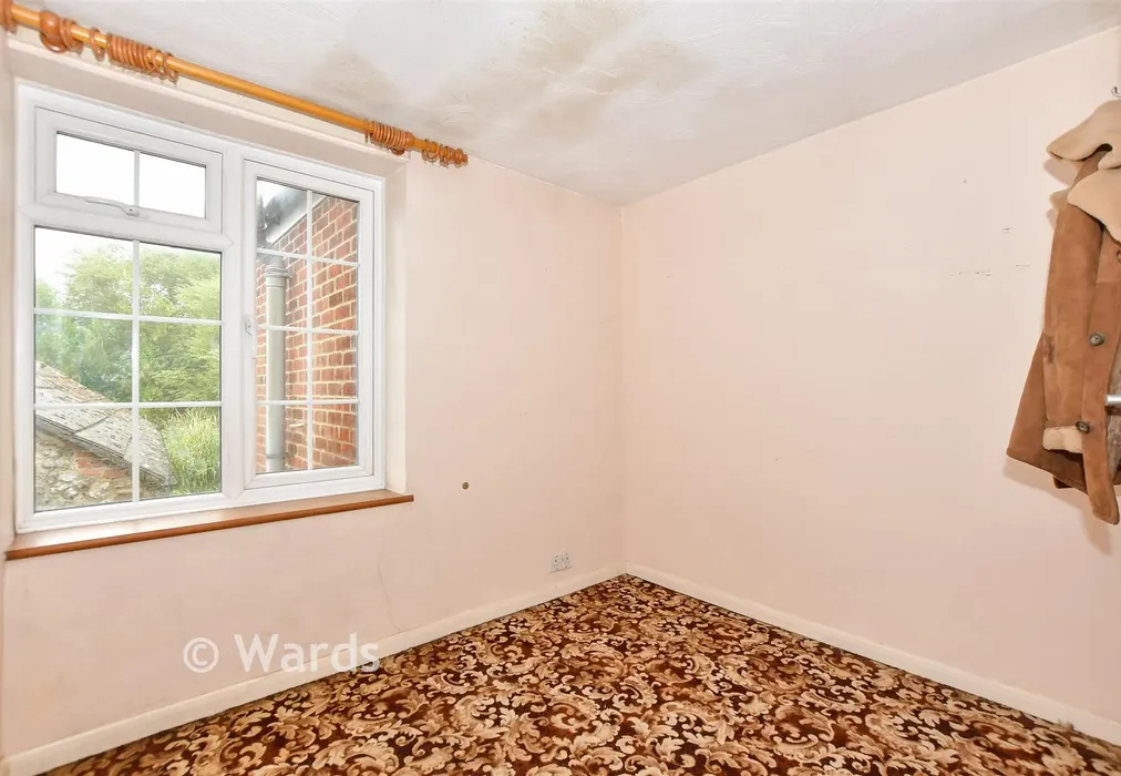 Bedroom 2 - London Road, Dover, Kent - Wards of Kent