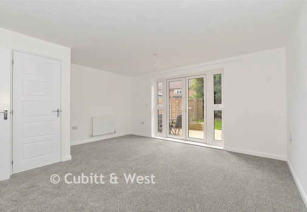 Lounge/Dining Room - Randall Way, Littlehampton, West Sussex - Wards of Kent