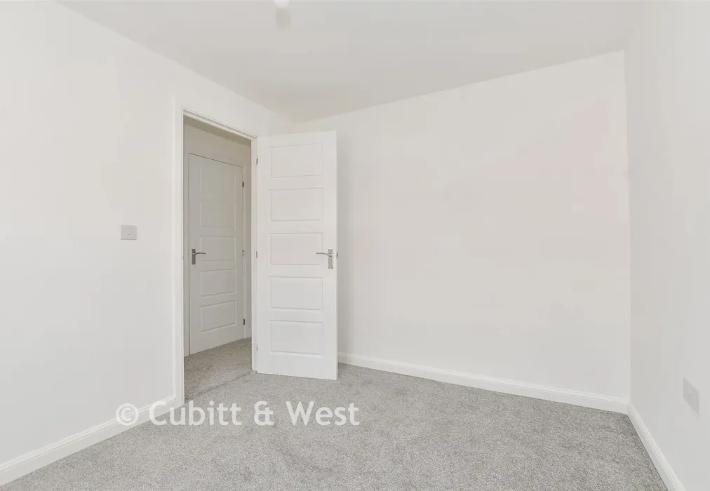 Bedroom 2 - Randall Way, Littlehampton, West Sussex - Wards of Kent