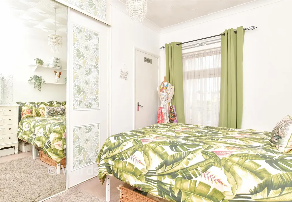 Bedroom 2 - Ferndale Road, Gravesend, Kent - Wards of Kent