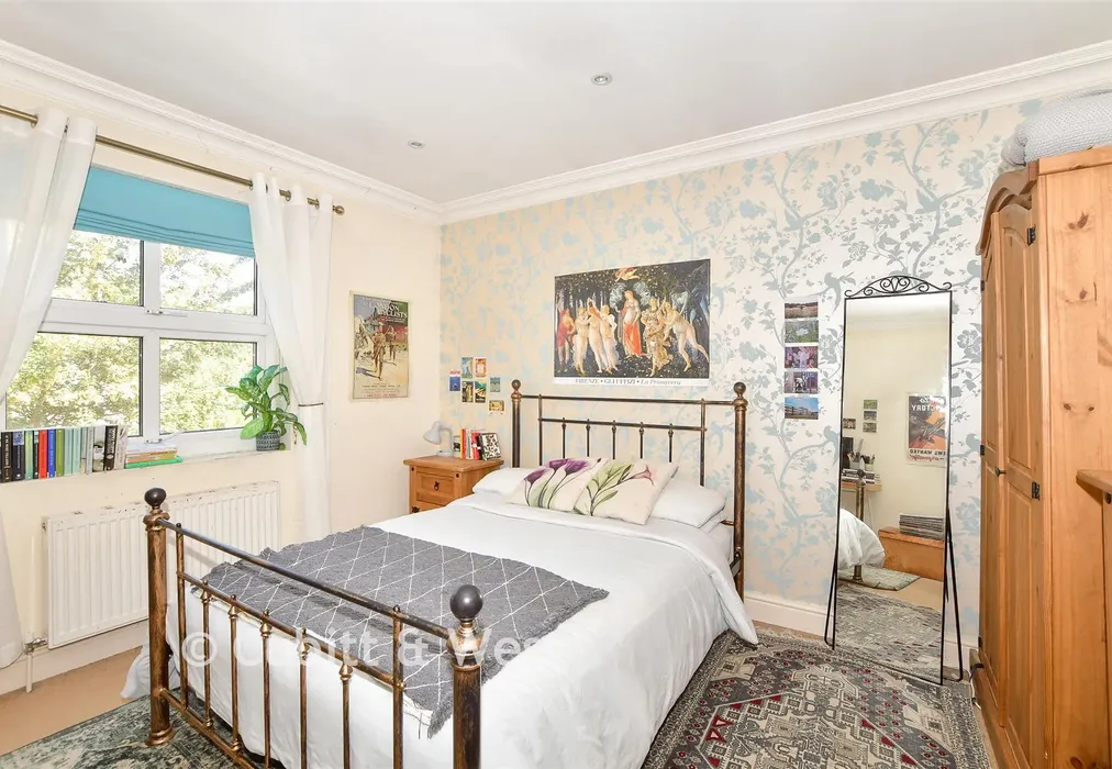 Bedroom 2 - Cranston Road, East Grinstead, West Sussex - Wards of Kent