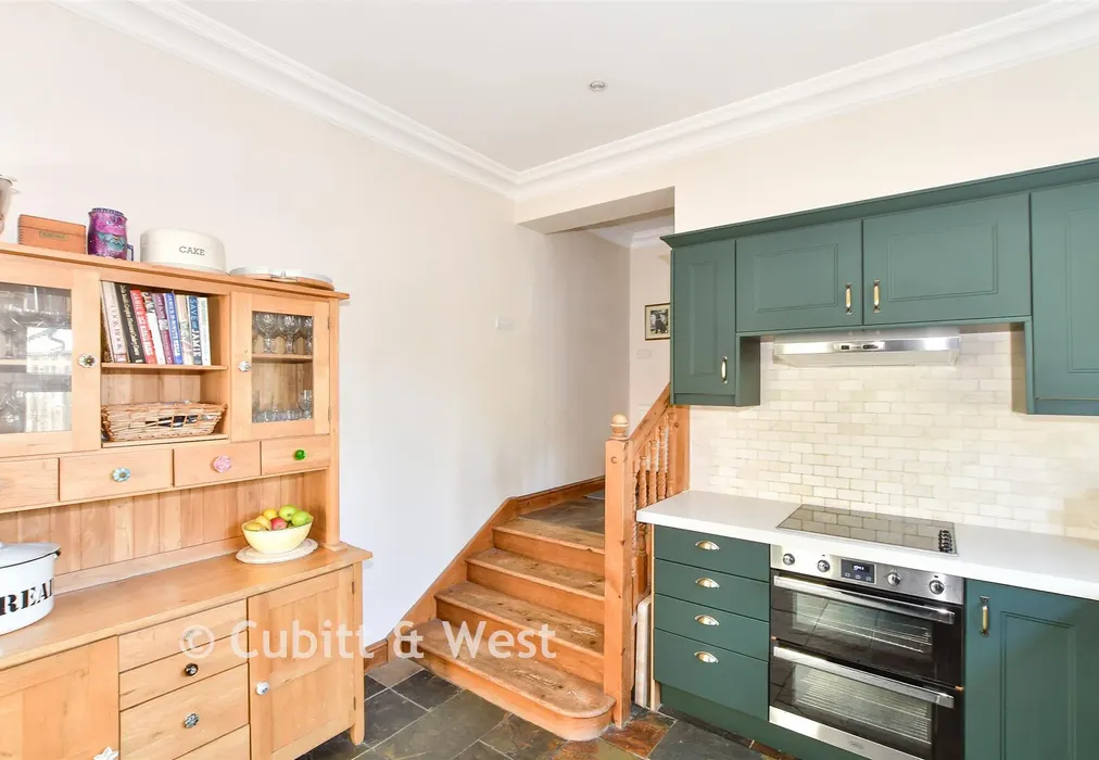 Kitchen - Cranston Road, East Grinstead, West Sussex - Wards of Kent