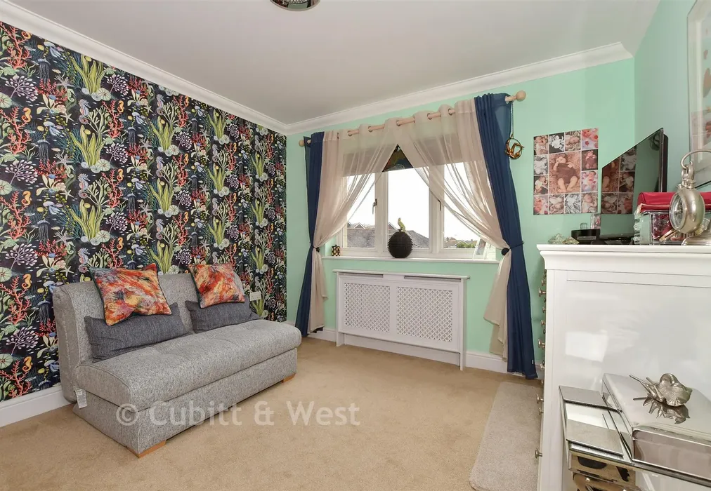 Bedroom 2 - Greenfields, Bognor Regis, West Sussex - Wards of Kent