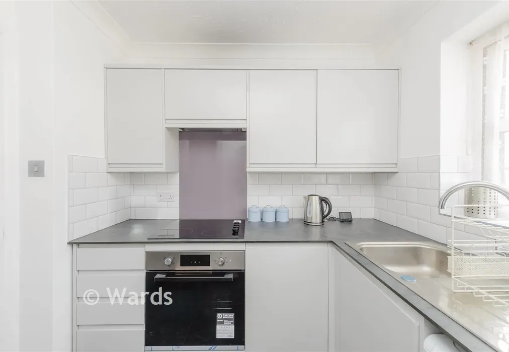 Kitchen - Brampton Road, Bexleyheath, Kent - Wards of Kent