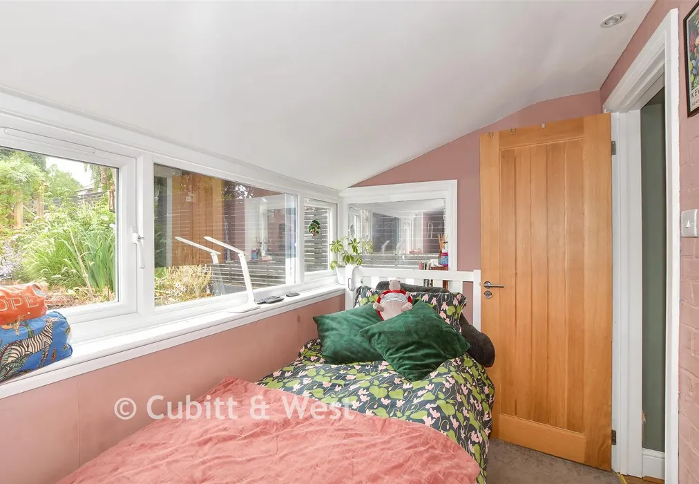 Bedroom 2/ Study - Cranston Road, East Grinstead, West Sussex - Wards of Kent