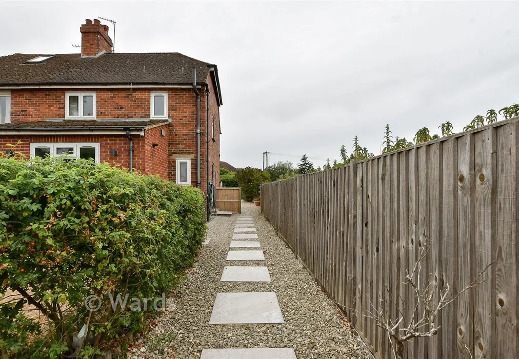 Rear Garden - Sweechgate, Broad Oak, Canterbury, Kent - Wards of Kent