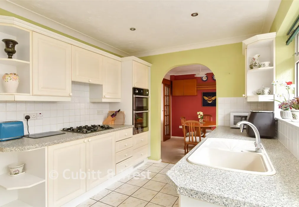 Kitchen - Crescent Drive South, Woodingdean, Brighton, East Sussex - Wards of Kent