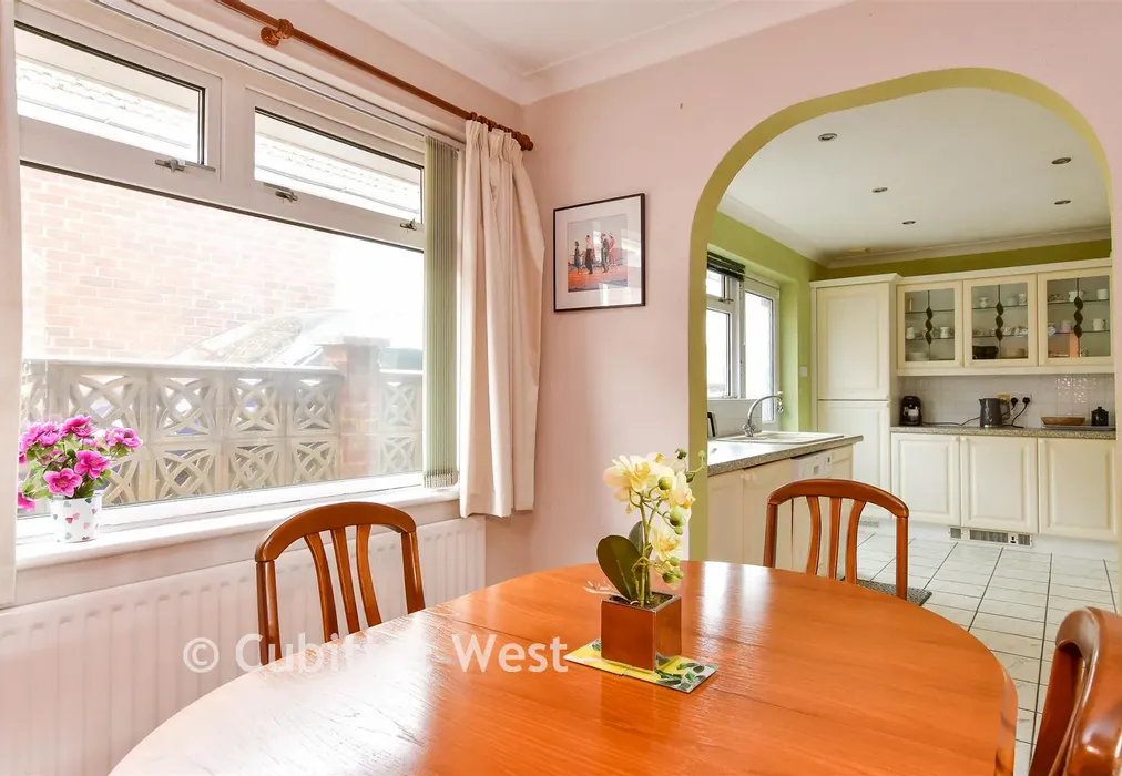 Dining Area - Crescent Drive South, Woodingdean, Brighton, East Sussex - Wards of Kent