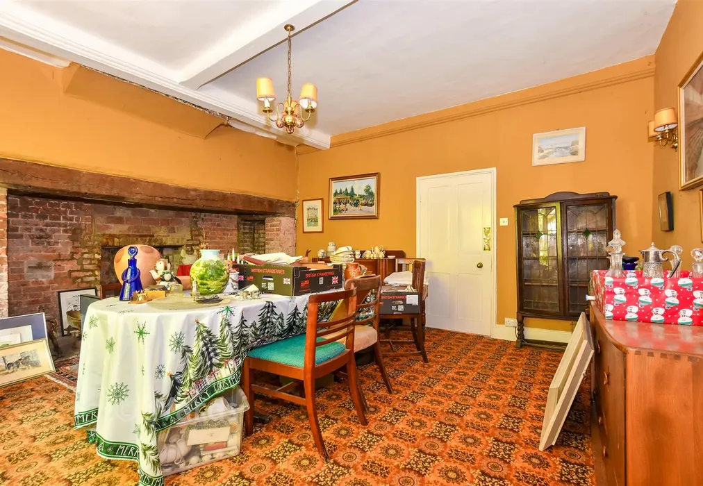 Dining Room - Tenterden Road, Rolvenden, Kent - Wards of Kent