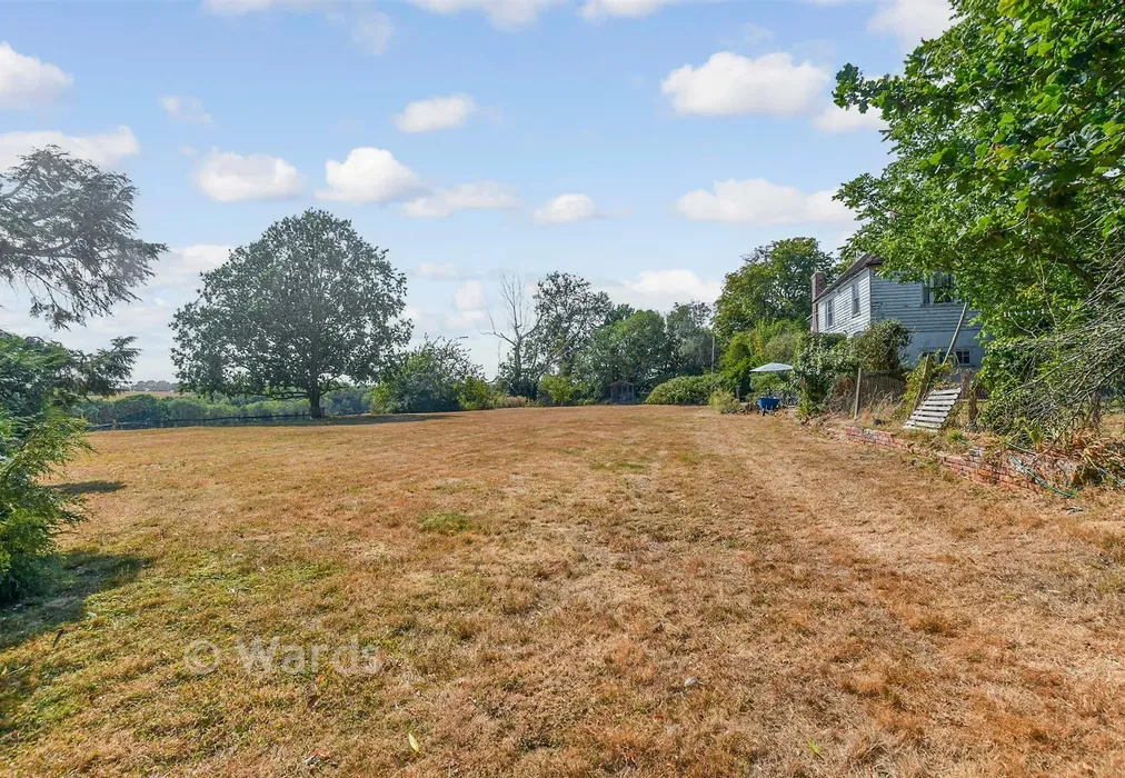 Rear Garden - Tenterden Road, Rolvenden, Kent - Wards of Kent