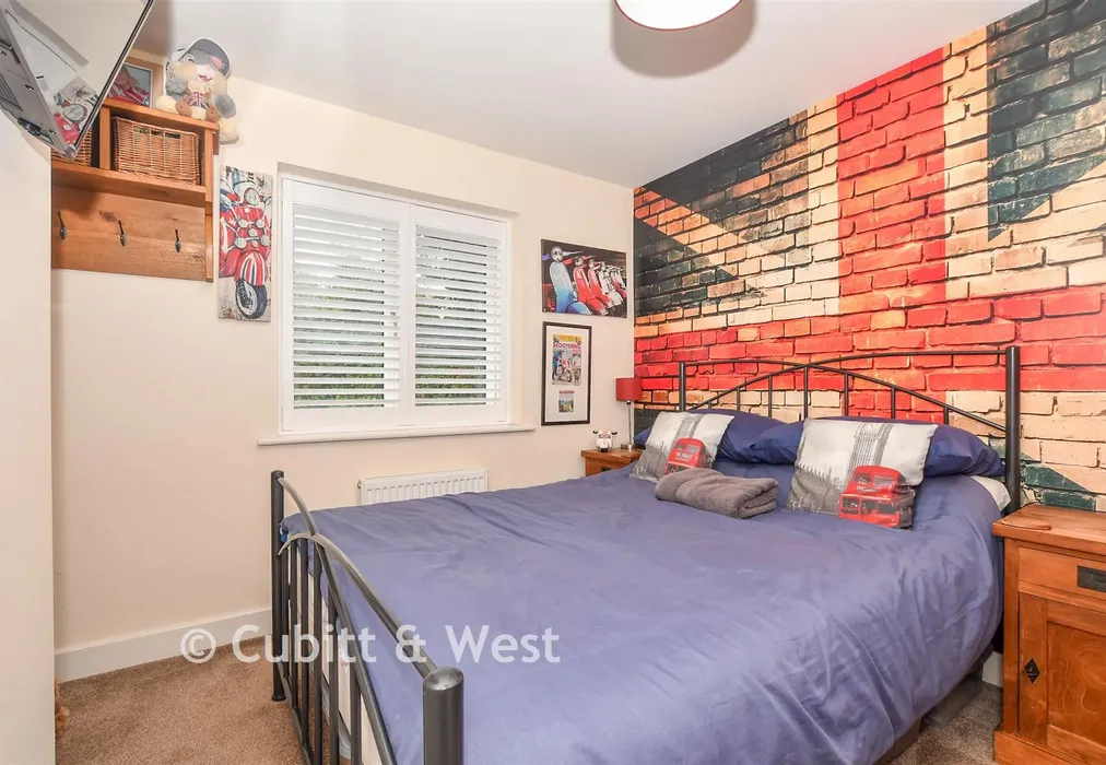 Bedroom 4 - Field Place, Havant, Hampshire - Wards of Kent