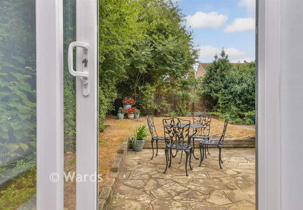 External Lifestyle Photograph - Northwood Road, Broadstairs, Kent - Wards of Kent