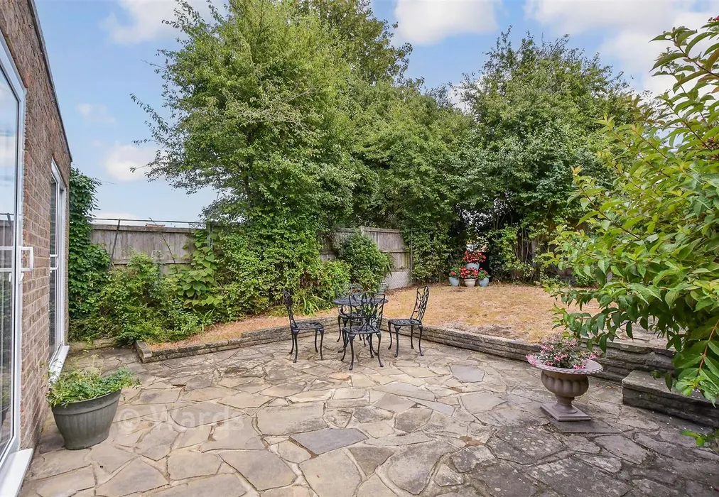 Rear Garden - Northwood Road, Broadstairs, Kent - Wards of Kent