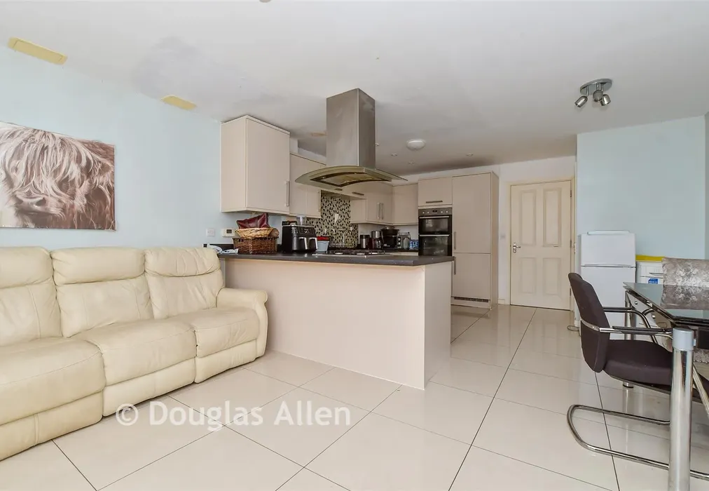 Kitchen/Diner - Markhams Close, Basildon, Essex - Wards of Kent