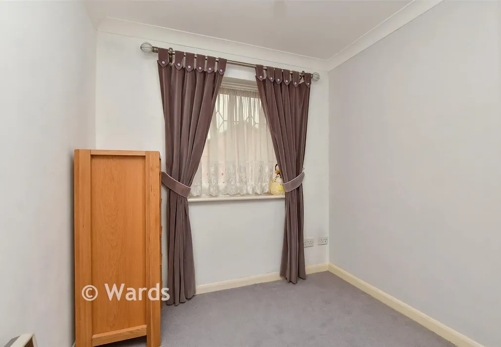 Bedroom 4 - Cloisterham Road, Rochester, Kent - Wards of Kent