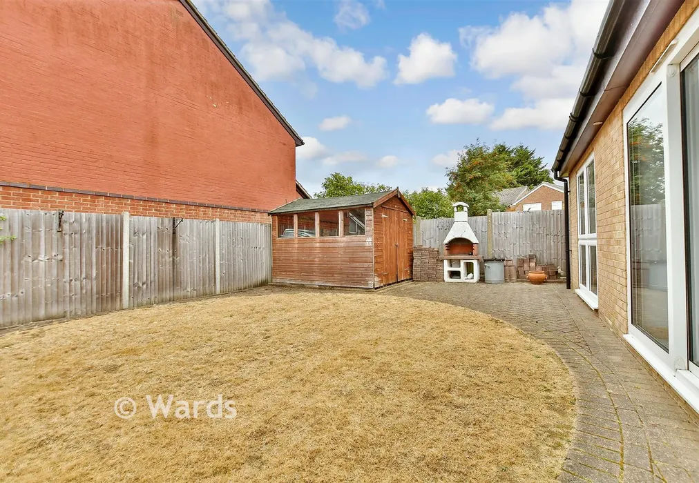 Rear Garden - Cloisterham Road, Rochester, Kent - Wards of Kent