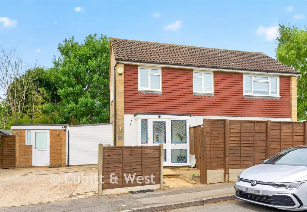 External (Web) - Clements Mead, Leatherhead, Surrey - Wards of Kent
