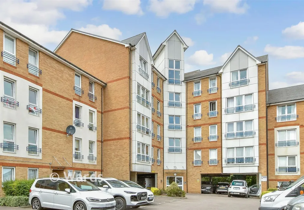 External (Web) - Stuart Road, Gravesend, Kent - Wards of Kent