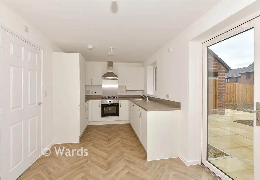 Kitchen/Diner - Salamanda Way, Minster On Sea, Sheerness, Kent - Wards of Kent