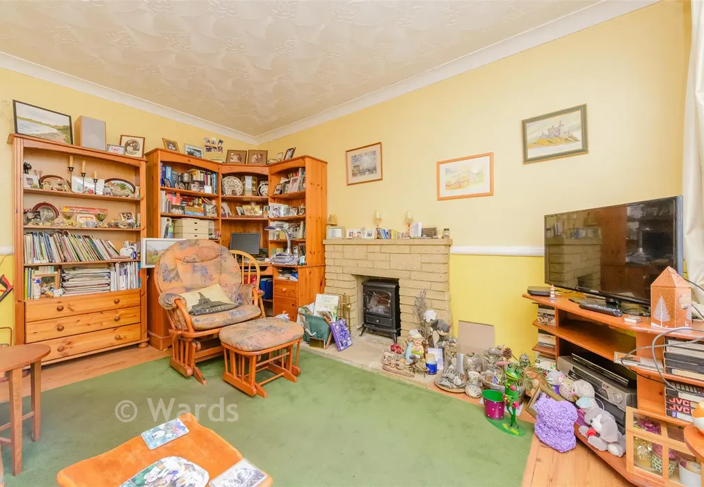 Lounge - Orchard Road, Upper Belvedere, Kent - Wards of Kent