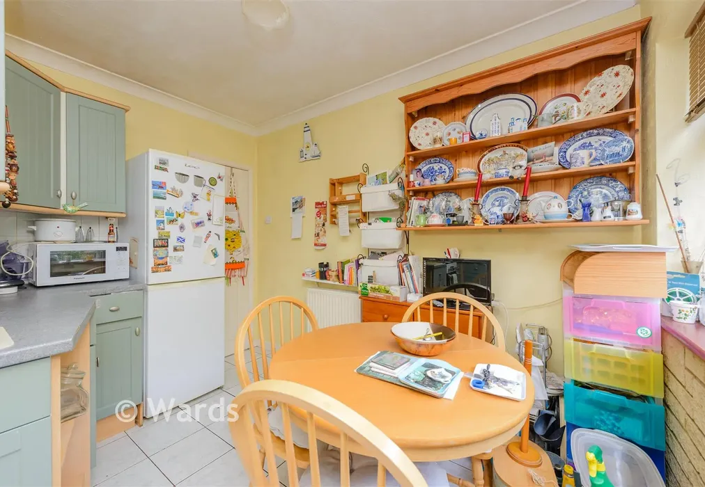 Kitchen - Orchard Road, Upper Belvedere, Kent - Wards of Kent