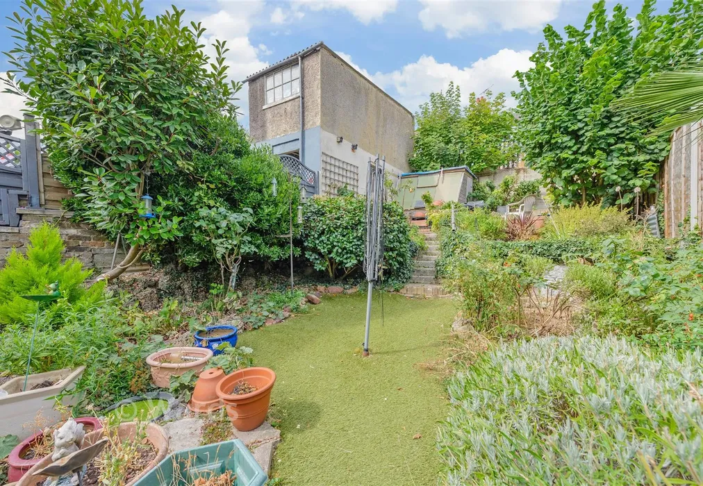Rear Garden - Orchard Road, Upper Belvedere, Kent - Wards of Kent