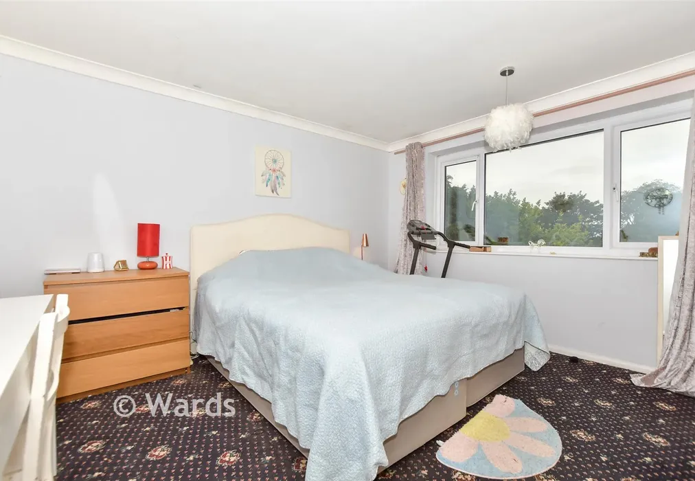 Bedroom 1 - Downs Road, East Studdal, Kent - Wards of Kent