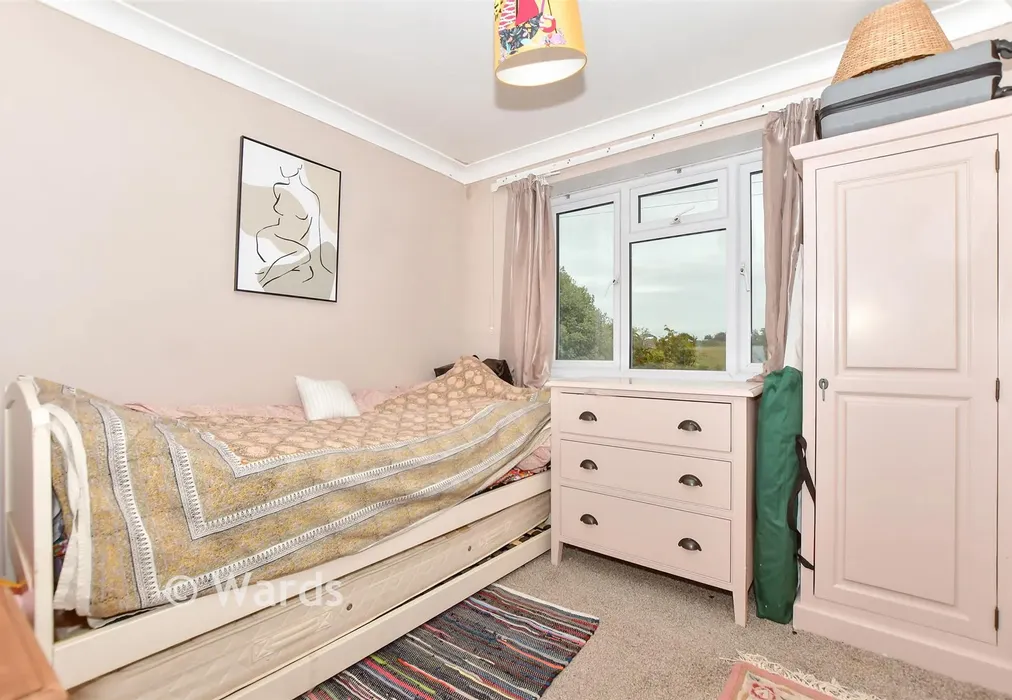 Bedroom 3 - Downs Road, East Studdal, Kent - Wards of Kent