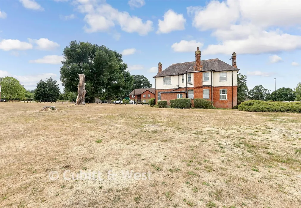 Surrounding Area - Shirley Oaks Road, Shirley Oaks Village, Surrey - Wards of Kent