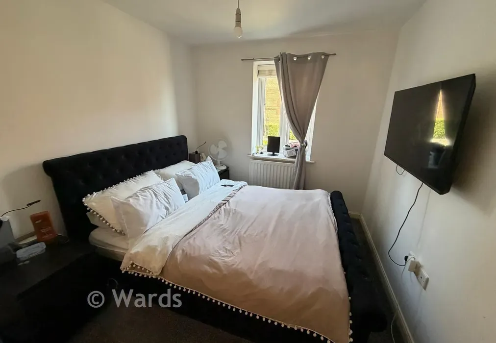 Bedroom - Thistle Hill Way, Minster-On-Sea, Kent - Wards of Kent